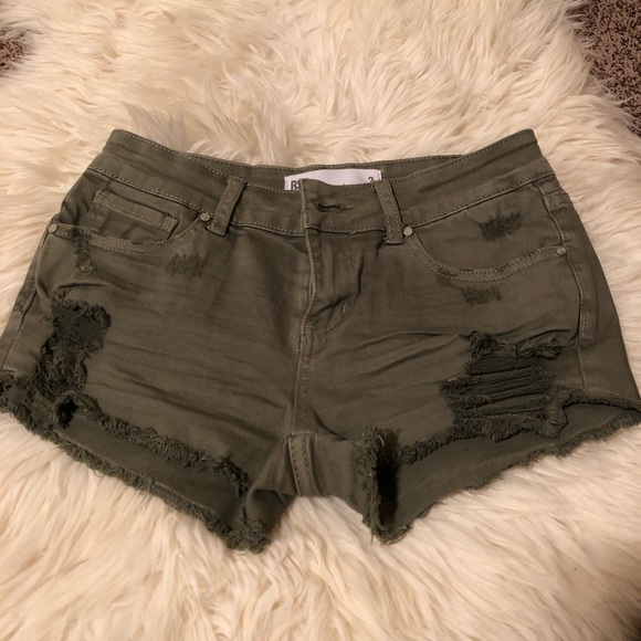 Shorts ☀️ - Picture 1 of 4